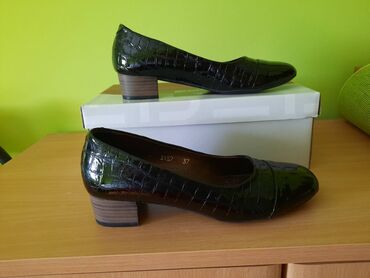 orlani cipele sl: Cipele crne lakovane br. 37 prava koza Zenske cipele prava divna meka