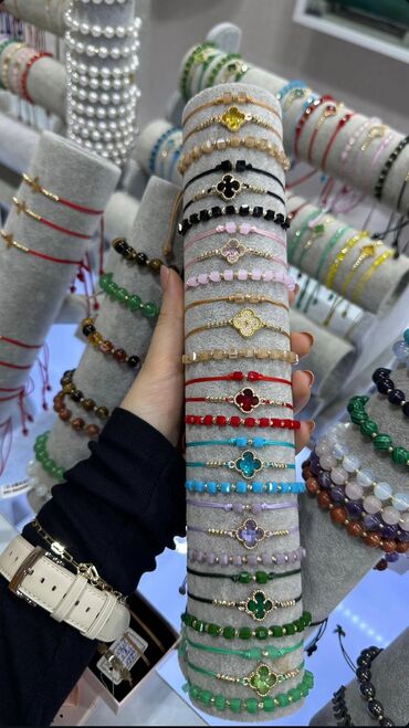 kreditle qizil satisi instagram: Bilərzik, Pandora, Sarı qızıl, 585 Əyar, Ödənişli çatdırılma, Ünvandan götürmə, Rayonlara çatdırılma