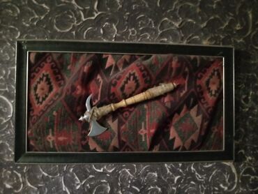 Pərdə və jalüzlər: Cercivədə dekor balta.42×22 sm