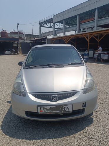 машина алмашу: Honda Fit: 2005 г., 1.3 л, Вариатор, Бензин