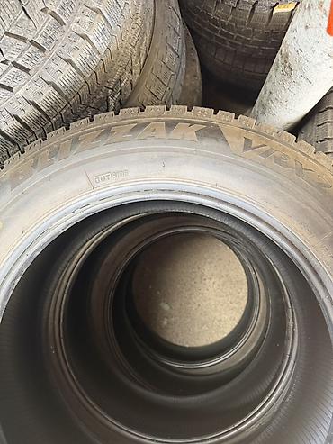 60: Комплект зимних шин Bridgestone Blizzak VRX2 - Размер: 215/60 R17 - — 6
