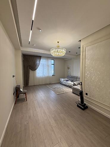 binə ev satisi: 3 otaqlı, Yeni tikili, 111 kv. m — 3