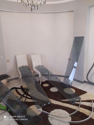 Mismarlar, şuruplar: Şüşə duş kabina quraşdırmağ lazımdır normal vəziyyətdədir