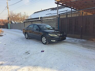 Toyota: Toyota Camry: 2005 г., 2.4 л, Механика, Бензин, Седан