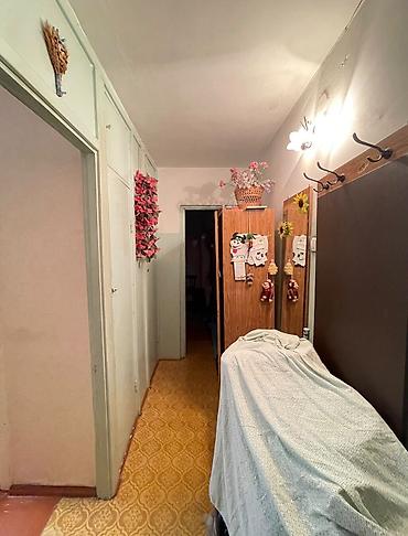 Квартиры: 2 комнаты, 43 м², 6 мкр 104 серия, 1 этаж, Старый ремонт — 8