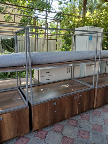 продаю или меняю обмен: Полка для магазина, Б/у, МДФ, В рассрочку, Самовывоз, Платная доставка