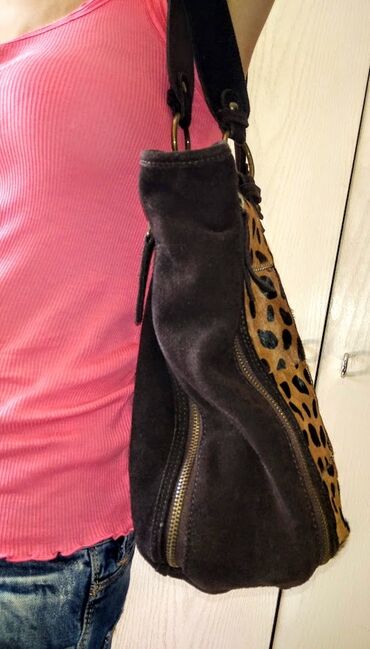 Torbe: Fantastična kožna braon torba sa prirodnom dlakom Odlična skupocena i — 4