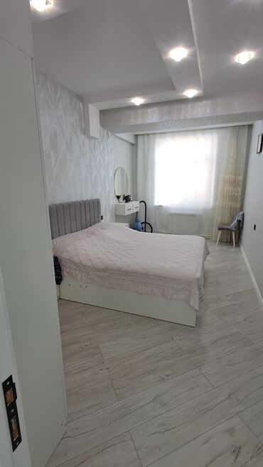 4 комнатные квартиры: 2 otaqlı, Yeni tikili, 80 kv. m