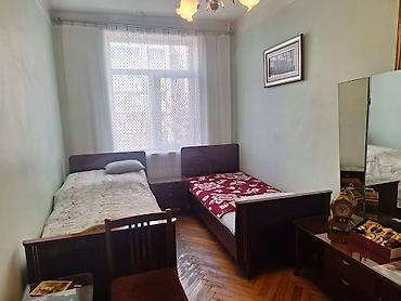 Mənzillər: Bakı, 28 May, 3 otaqlı, Köhnə tikili, m. 28 may, 60 kv. m — 8