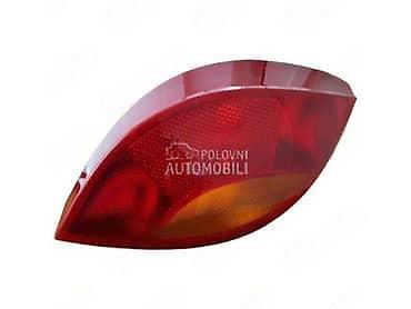 led lights cena: TREĆE STOP SVETLO ZA FORD KA OD 1996. DO 2006. GOD. | treće stop — 3