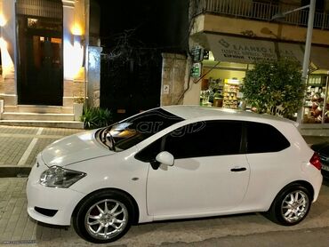 Toyota: Toyota Auris: 1.3 l. | 2009 έ. Κουπέ — 4