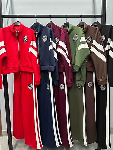 Gornji i donji deo: Novi model trenerke ✨️ Cena: 3.999,oo rsd
 Xs s m l xl — 4