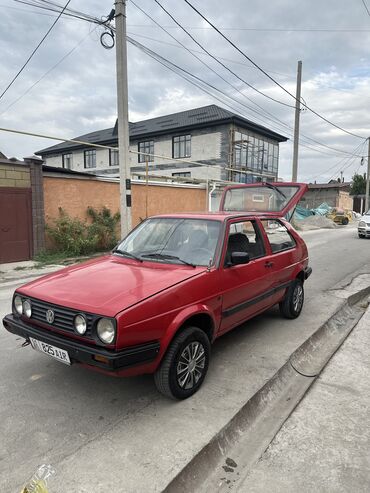 авто volkswagen: Volkswagen Golf: 1991 г., 1.3 л, Механика, Бензин, Хэтчбэк