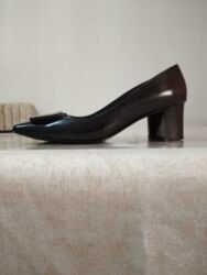 Tuflilər: Tufli 38 razmer təmiz dəri dəyərindən aşagı satılır — 9