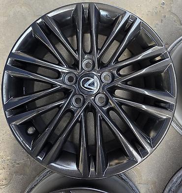 rf 2: Литые Диски R 17 Lexus, Комплект, отверстий - 5, Б/у — 5