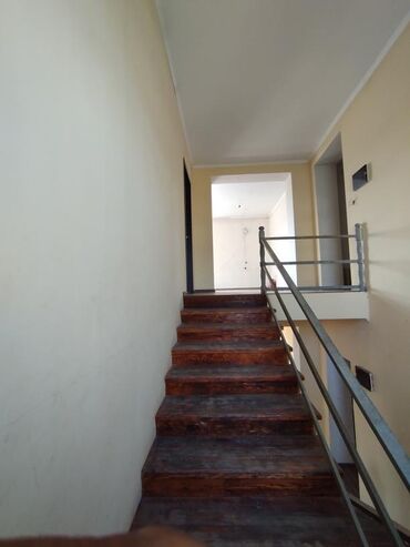 Продажа домов: Дом, 300 м², 8 комнат, Собственник, Косметический ремонт at lalafo.kg — 9 Продажа домов: Дом, 300 м², 8 комнат, Собственник, Косметический ремонт — 9