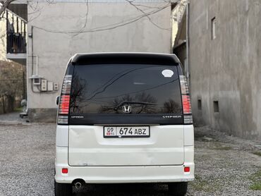 Honda: Honda Stepwgn: 2004 г., 2 л, Автомат, Бензин, Минивэн — 8