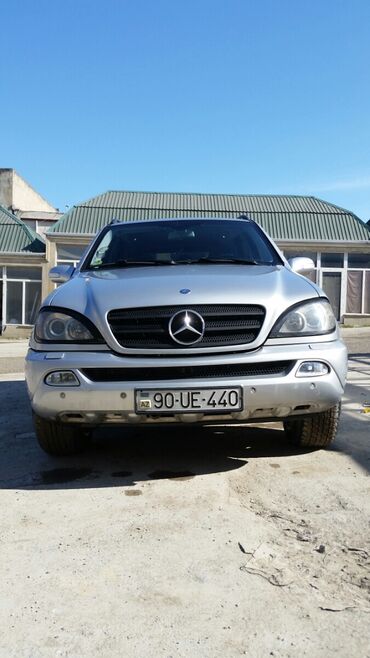 Mercedes-Benz: Mercedes-Benz ML 270: 2.7 l | 2003 il Universal — 10