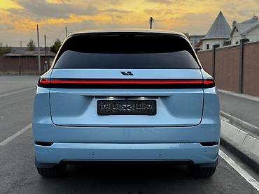 Lixiang: Lixiang L7: 2024 г., 1.5 л, Автомат, Гибрид, Кроссовер — 4