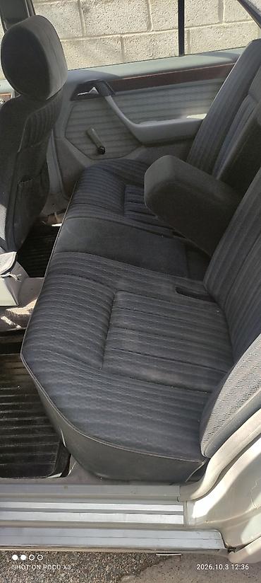 Продажа авто: Mercedes-Benz W124: 1990 г., 2.3 л, Автомат, Бензин, Седан — 6