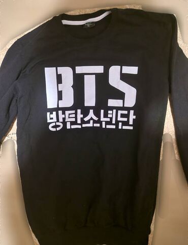 maykalar: Bts tshirt 10 manata alınıb 5 manata satılır
Razmer XL