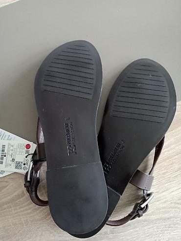 Sandale: Kožne sandale Pull&Bear - Brend: Pull&Bear - Model: ženske — 8