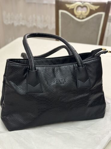 фатзорб оригинал и подделка как отличить: Сумка с короткой ручкой, Prada