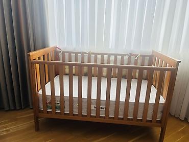 Beşiklər: Oğlan və qız üçün, İşlənmiş, Dördbucaq, Beşik, Dəst ilə, Matras ilə, Yellənmə mexanizmsiz — 1