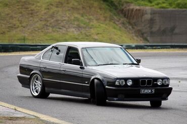 зарядные устройства аккумуляторов: BMW 5 series: 2025 г., Механика, Бензин, Седан