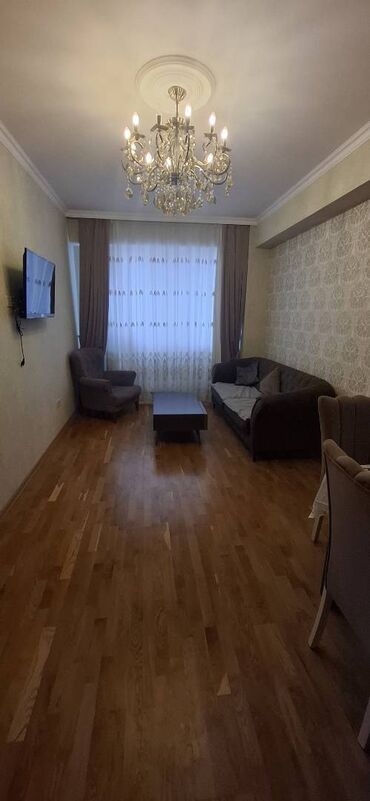 mingecevirde kiraye ev: Xirdalanda kristal 1 de 17/7 si 3 otaq her bir ewyali ev kiraye