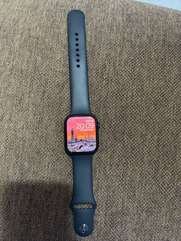 Smart saatlar: İşlənmiş, Smart saat, Apple, rəng - Göy