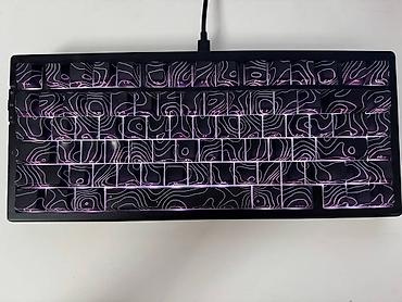 logitech 102: Клавиатура, Механическая, Проводное подключение, Размер: 75% — 3