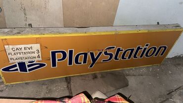 playstation avadanlıq: Playstation plakati iwiqli unvan 8noyabr metrosu