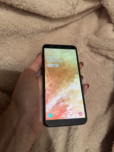 samsung nx: Samsung Galaxy J6, 32 ГБ, цвет - Черный