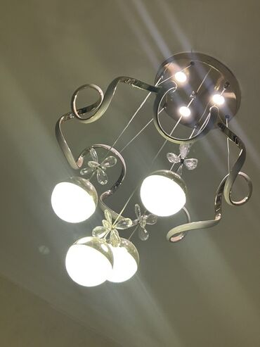Vazalar: Led Çılçıraq, 3 lampa, Metal