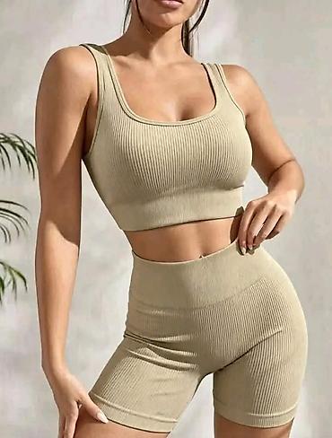 tigar: Ženski dvodelni komplet crop top majica i biciklističke šorc. - Kroj — 5