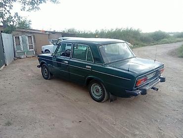 VAZ 2106 sedan – tünd yaşıl rəng - Kuzov: 4 qapılı, xrom yan