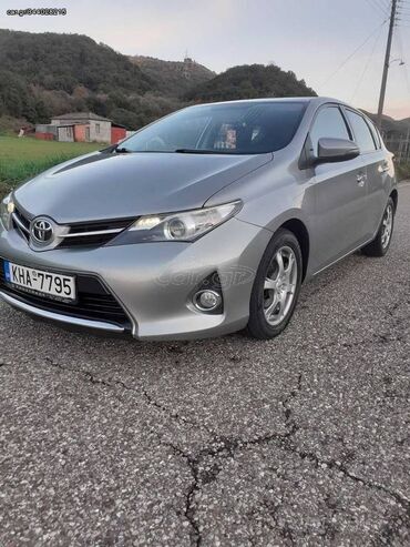 Toyota: Toyota Auris: 1.4 l. | 2013 έ. Λιμουζίνα — 5