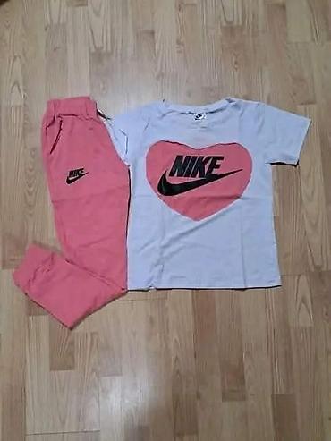 walkmax patike: Komplet NIKE majica i donji deo trenerke. -Bela majica kratkih rukava — 3