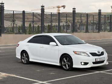 авто с последующим: Toyota Camry: 2009 г., 2.5 л, Автомат, Бензин, Седан