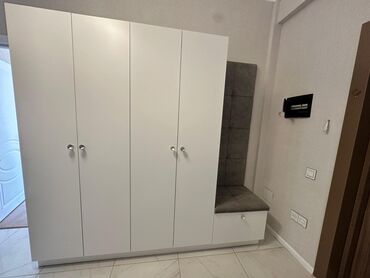 metak sumqayıt: *ZB* *DEHLIZ MEBELI* Qiymət *200 AZN* ideal vəziyyətdədir ünvan