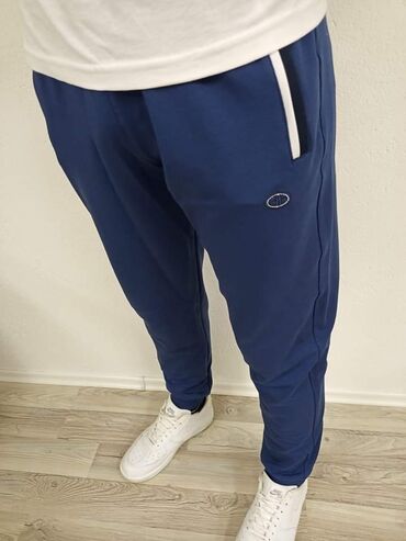 Donji deo: DONJI DEO TRENERKE TOP KVALITET Cena 2200 dinara Veličine M L XL na lalafo.rs — 2 Donji deo: DONJI DEO TRENERKE TOP KVALITET Cena 2200 dinara Veličine M L XL — 2