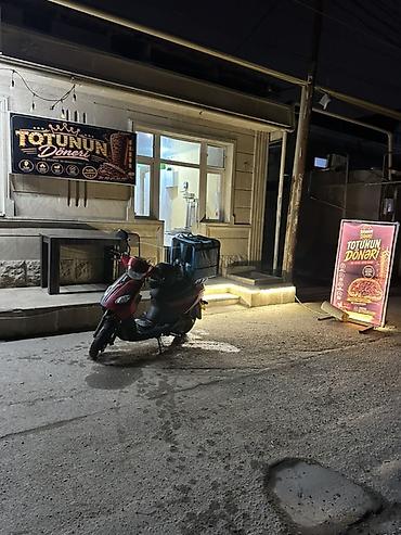 buklet capı: İcarəyə verilir. Moped daxil Totunun Döneri – hazır iaşə nöqtəsi və — 2