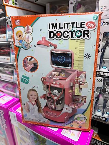 Игровой набор «I’m Little Doctor» (DIY) — медицинская тележка для