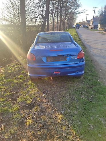 Kompletan auto u delovima: Peugeot 206 kabrio delovi — 2