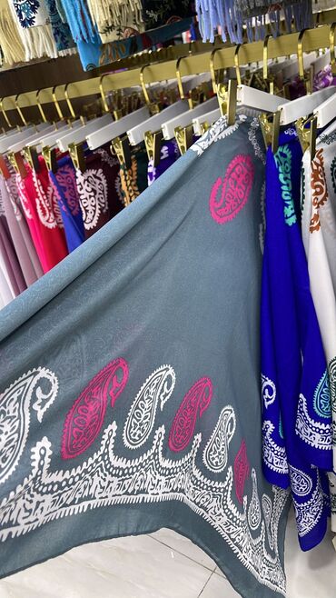 Bayram kostyumları: Kelagayi .ölçü 150/150 ipek və kətan pambıq var - Dizayn: Şərq -da lalafo.az — 19 Bayram kostyumları: Kelagayi .ölçü 150/150 ipek və kətan pambıq var - Dizayn: Şərq — 19