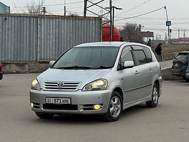 Toyota: Toyota Ipsum: 2003 г., 2.4 л, Автомат, Бензин, Минивэн — 1