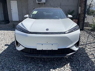 byd e1: Dongfeng : 2026 г., Электромобиль, Кроссовер — 2