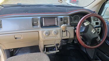 Honda: Honda Stream: 2001 г., 0.2 л, Автомат, Газ, Минивэн — 16