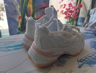 Кроссовки и спортивная обувь: Кроссовки и спортивная обувь — 6